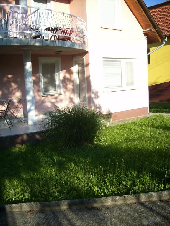 Porat House Apartment Zalakaros Bagian luar foto