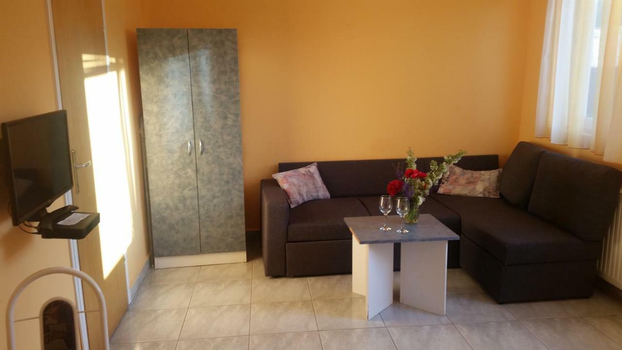 Porat House Apartment Zalakaros Bagian luar foto